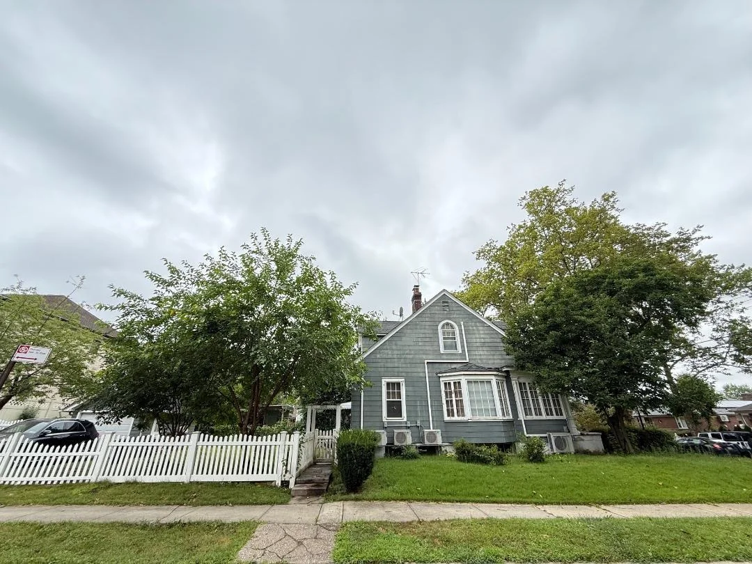 Photo of 151-26 Bayside Avenue