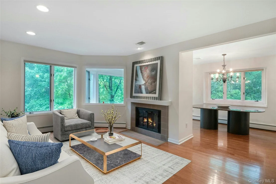 Photo of 707 Eagle Bay Drive