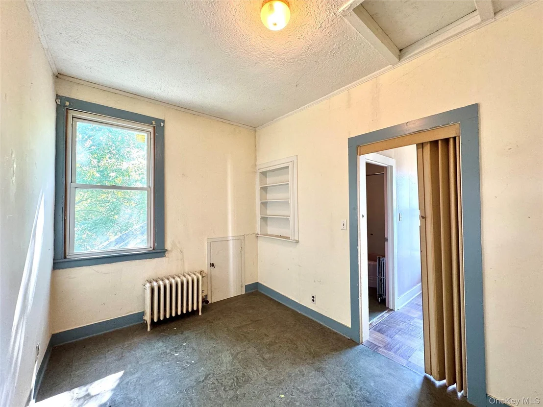 Photo of 571 Main Street