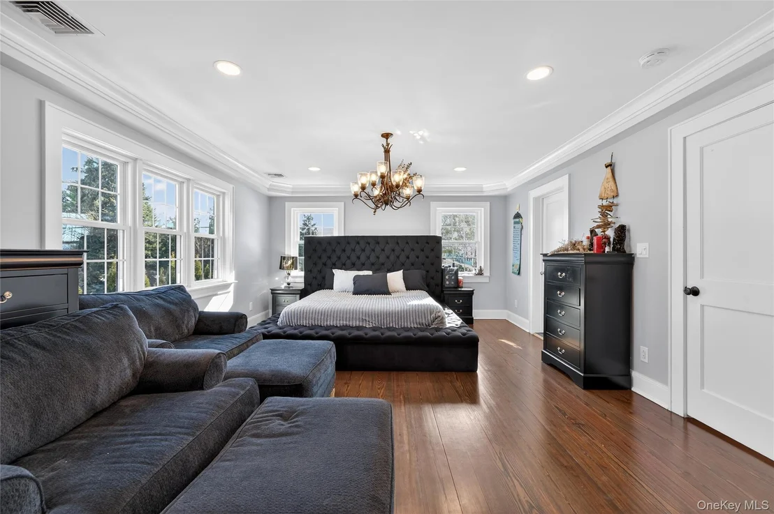 Photo of 20 Westbridge Drive