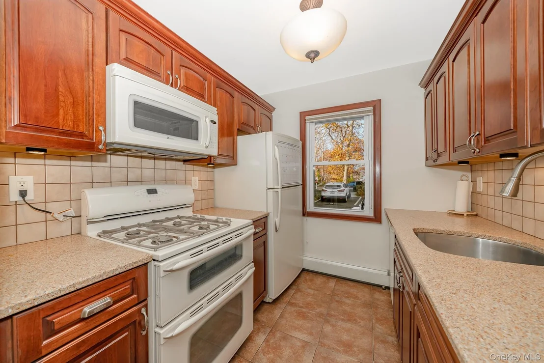 Photo of Unit 1B at 20 Toehee Place