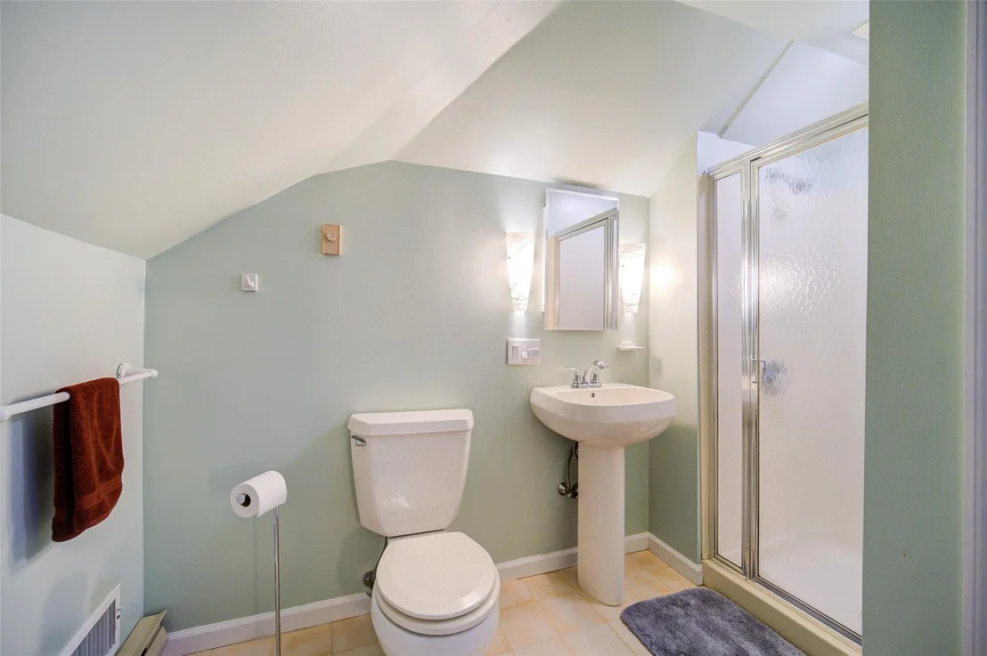 Photo of 125 Fairways Crescent