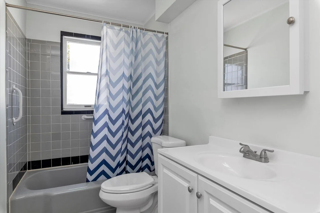 Photo of 16 Beverly Road