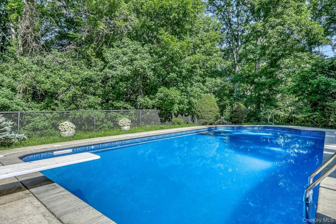 Photo of 26 River Road