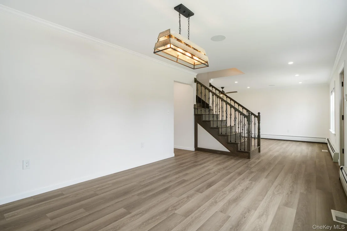 Photo of 54 Hazelton Road
