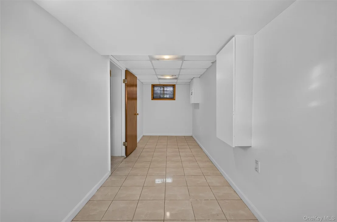 Photo of 46-19 Iris Lane