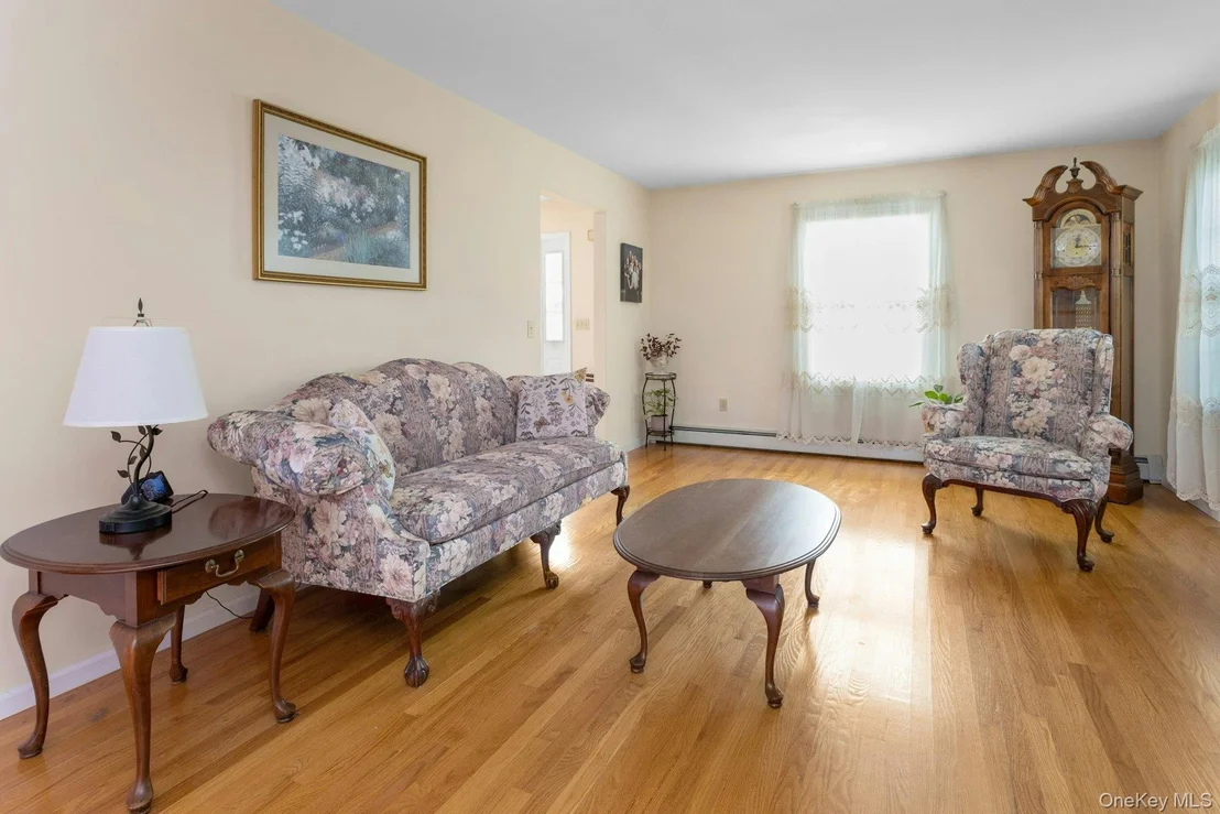 Photo of 86 Somerset Drive