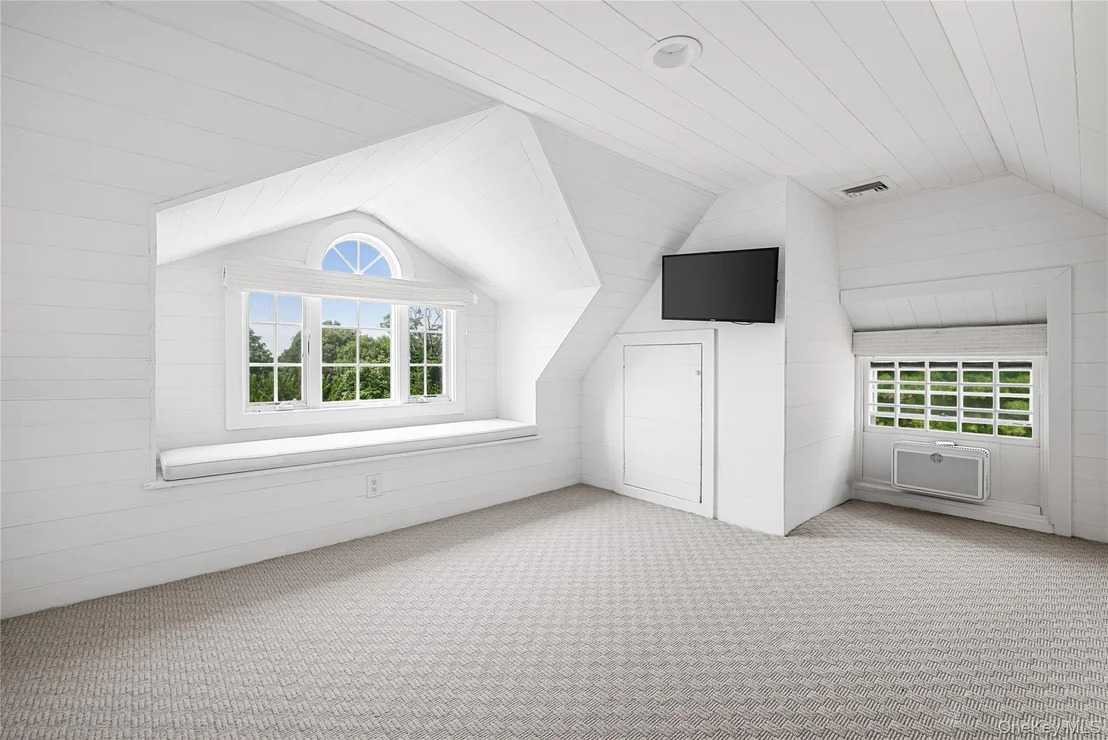 Photo of 92 Beach Lane