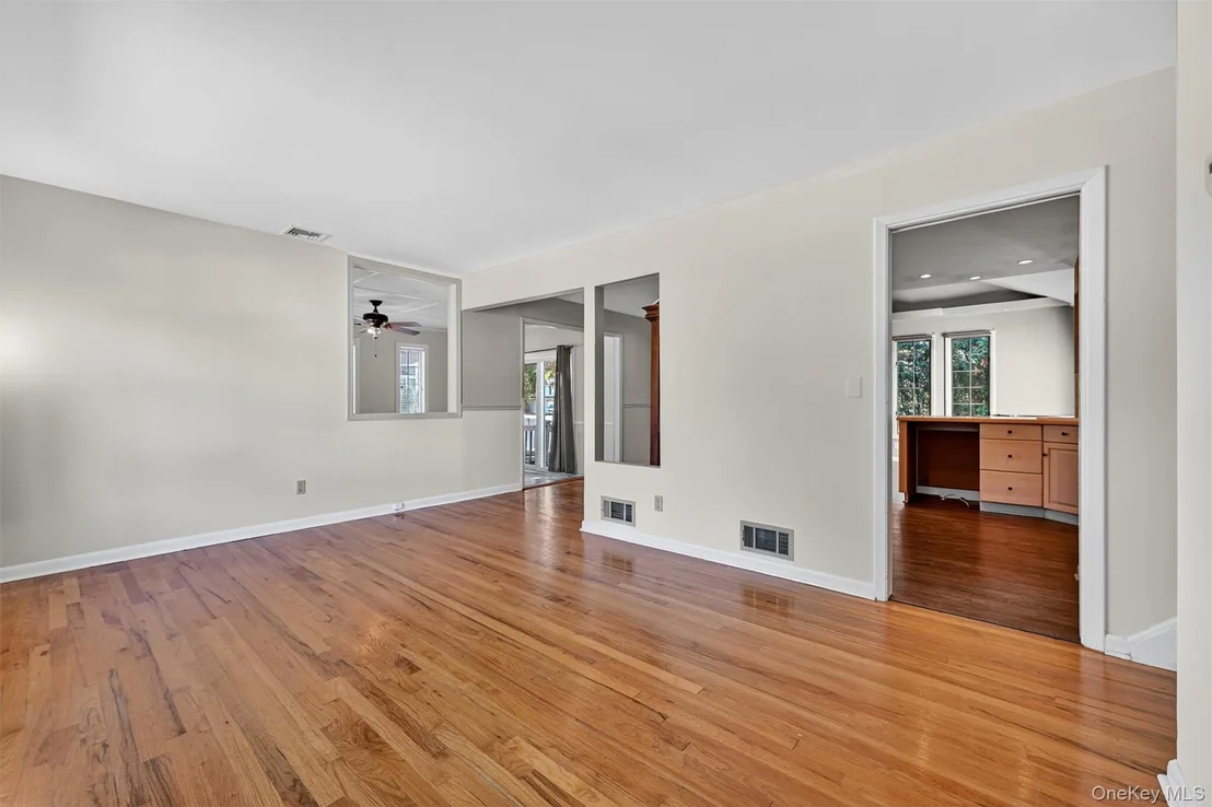 Photo of 23 Maplewood Boulevard
