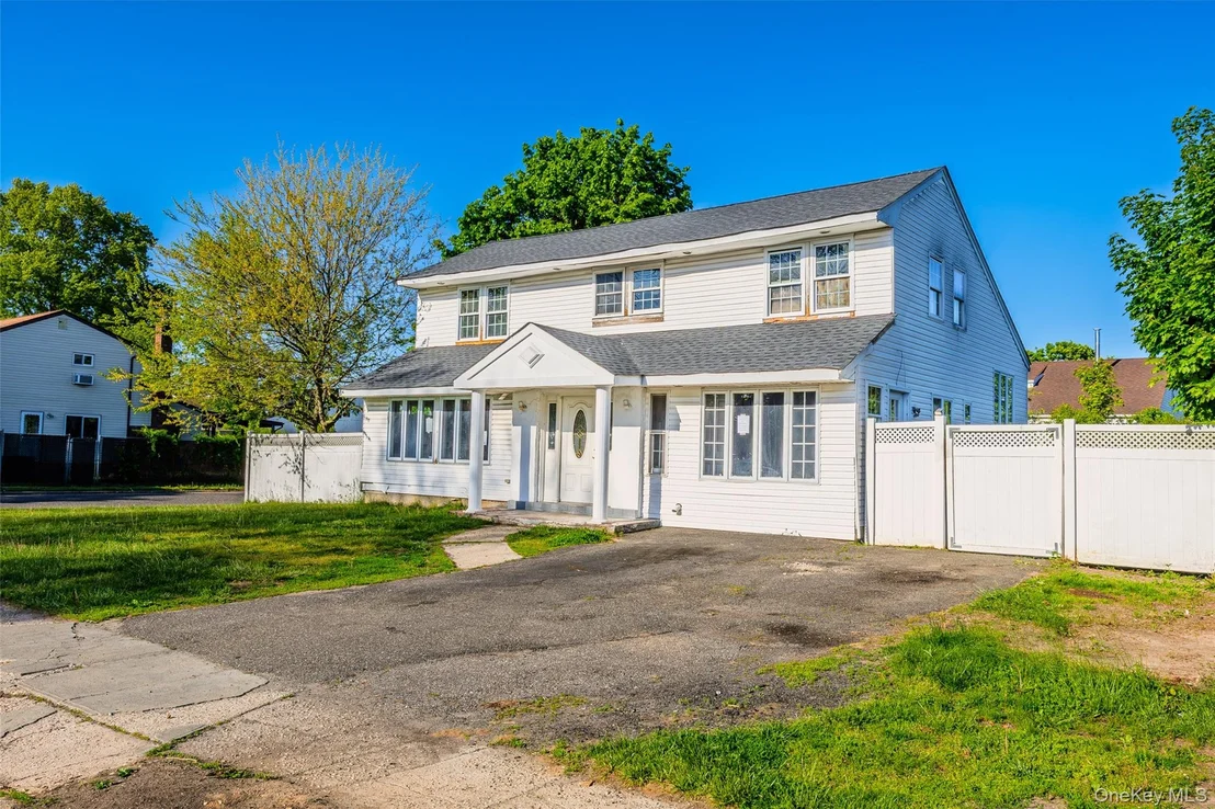 Photo of 147 Branch Avenue