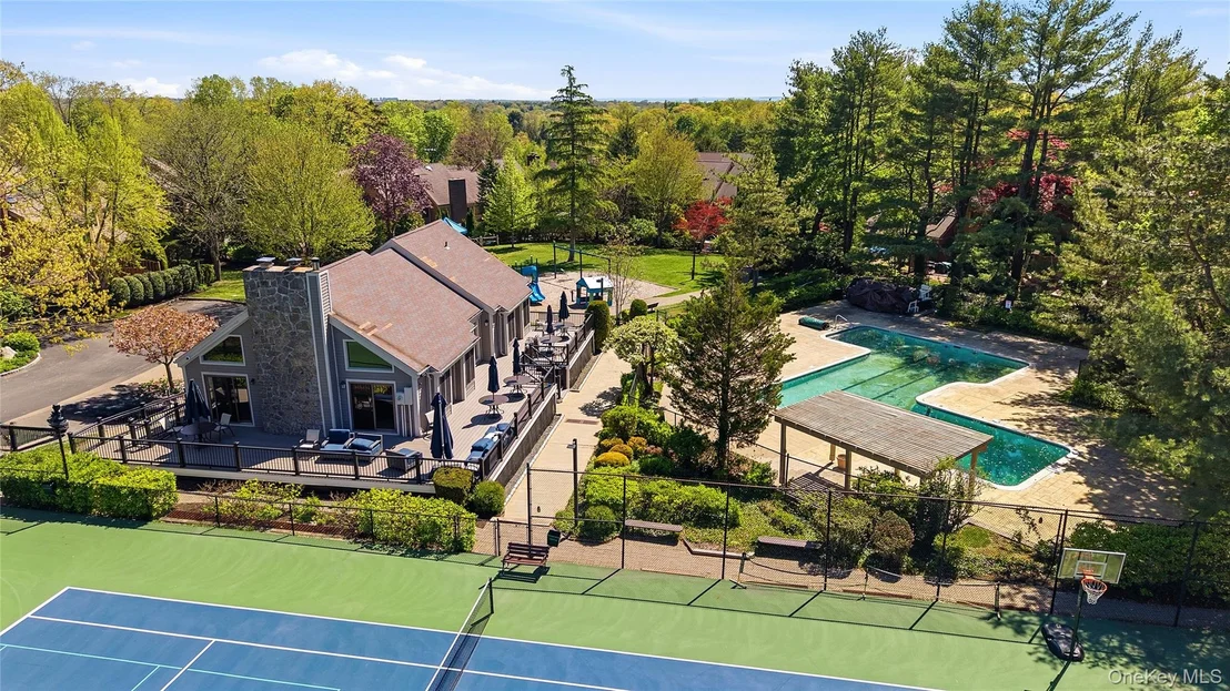 Photo of 145 Brush Hollow Crescent
