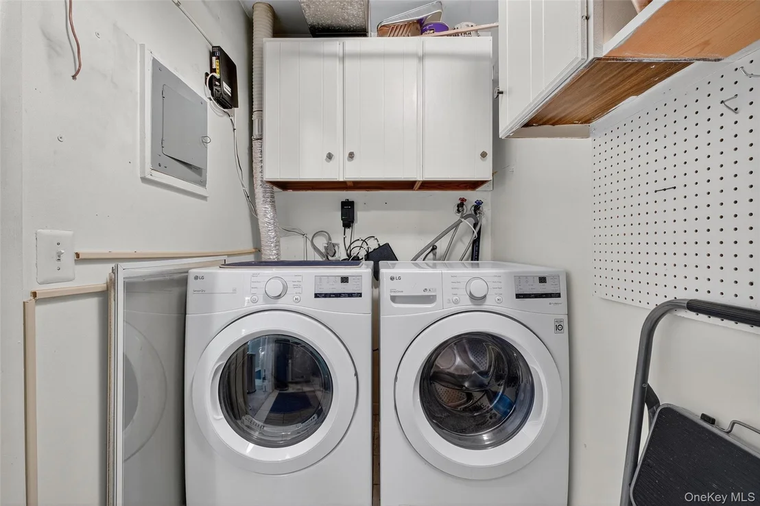 Photo of Unit A at 401 Commons Way