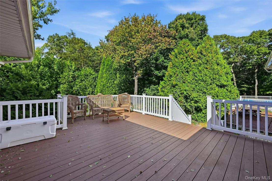 Photo of 82 Oakwood Drive