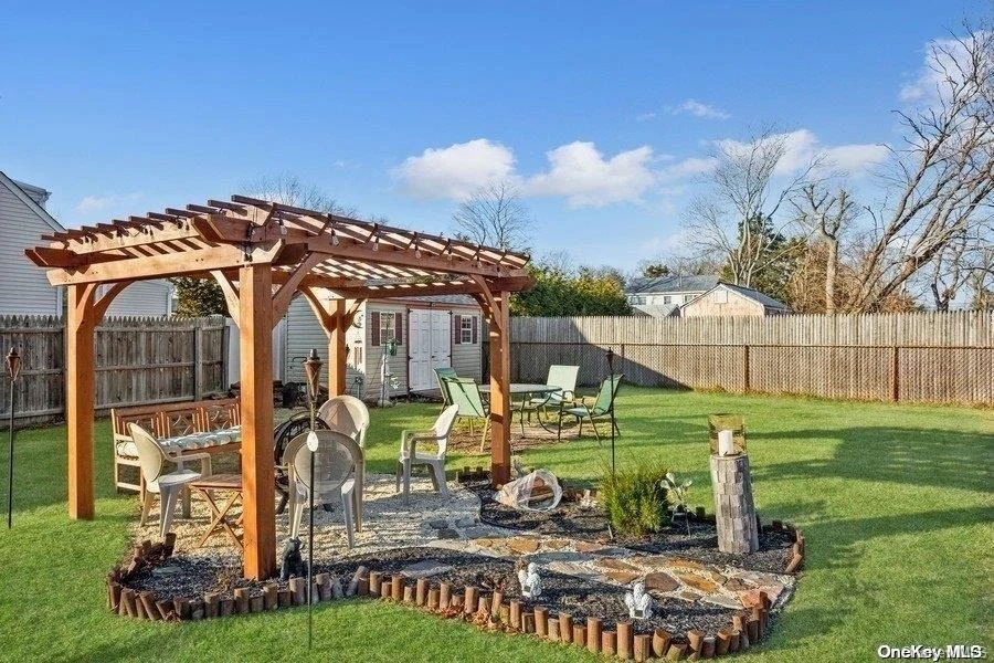 Photo of 1 Laura Drive