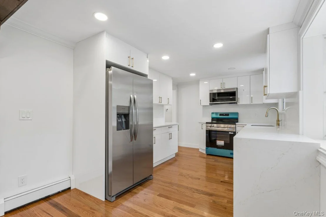 Photo of 98 Rose Place