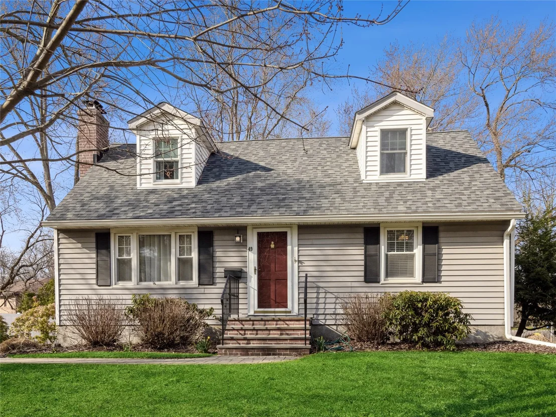 Photo of 49 Sharon Drive