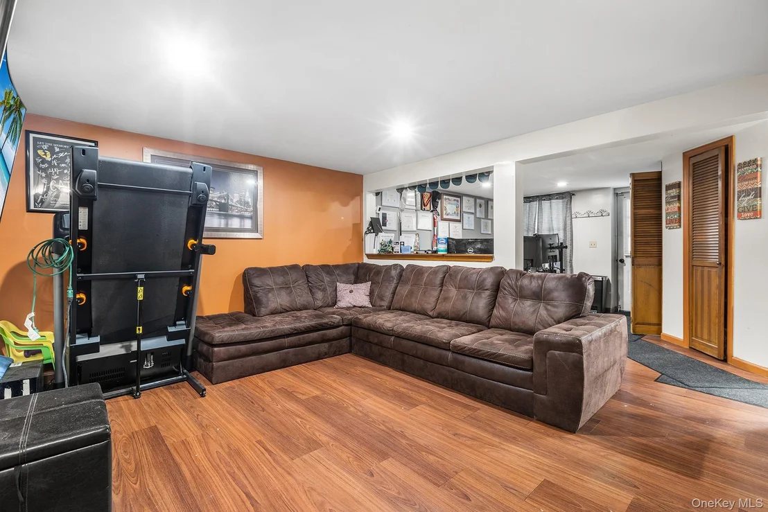 Photo of 11 Sharon Drive