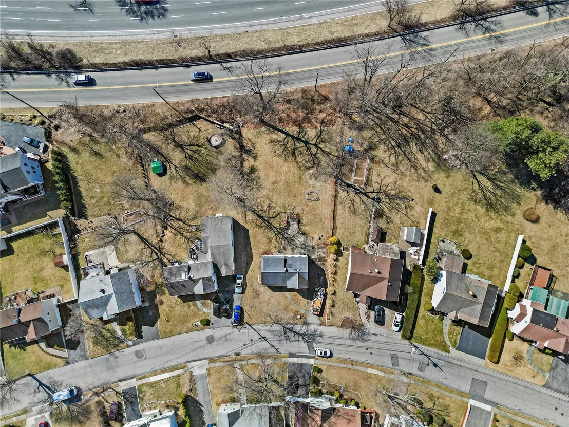 Photo of 183 Pembrook Drive