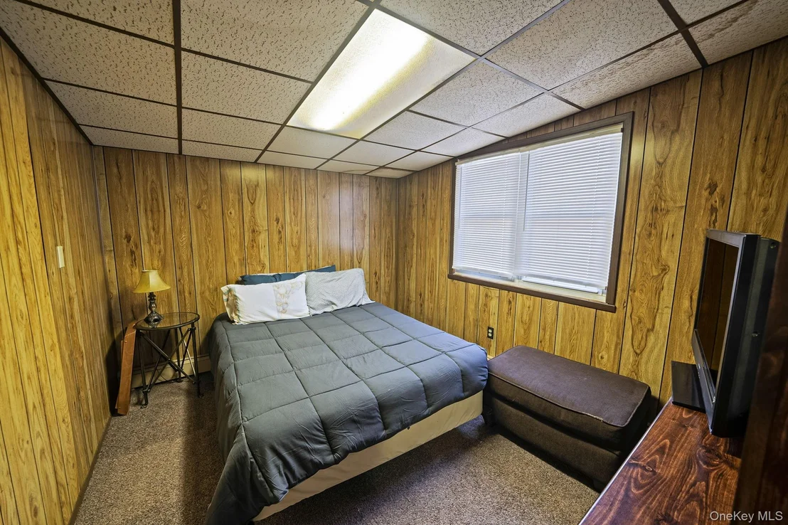Photo of 2 Roberts Avenue