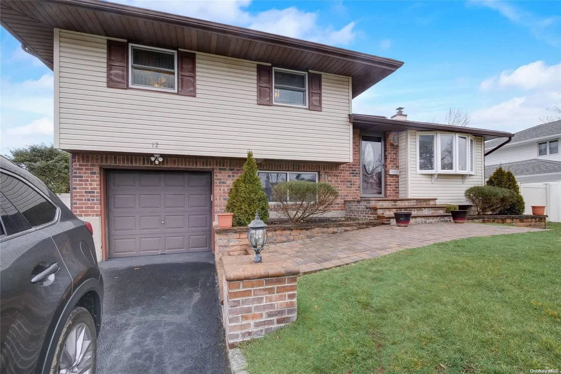 Photo of 12 Sycamore Lane