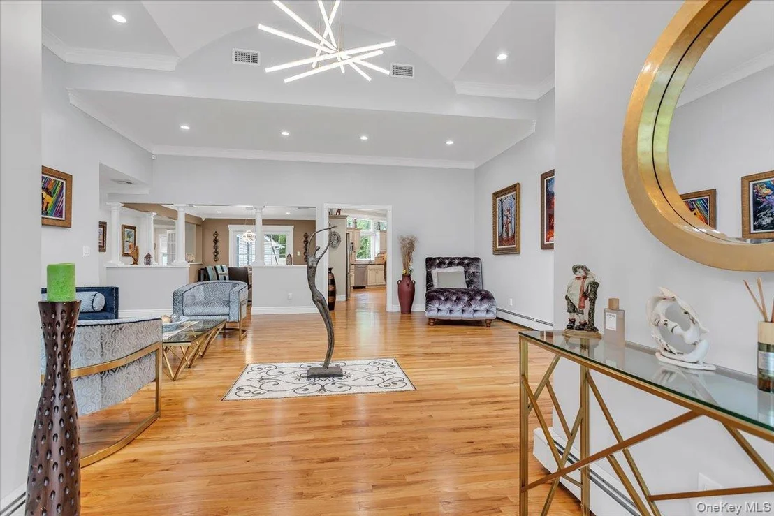 Photo of 21 Buttonwood Drive