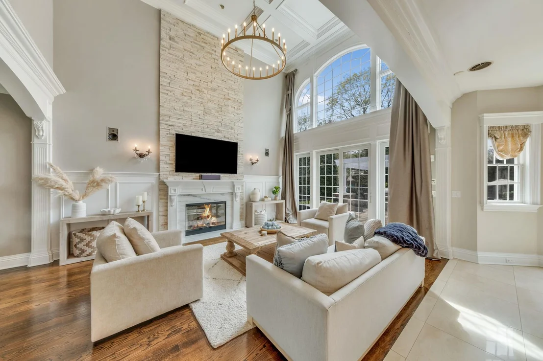 Photo of 184 Hickory Lane