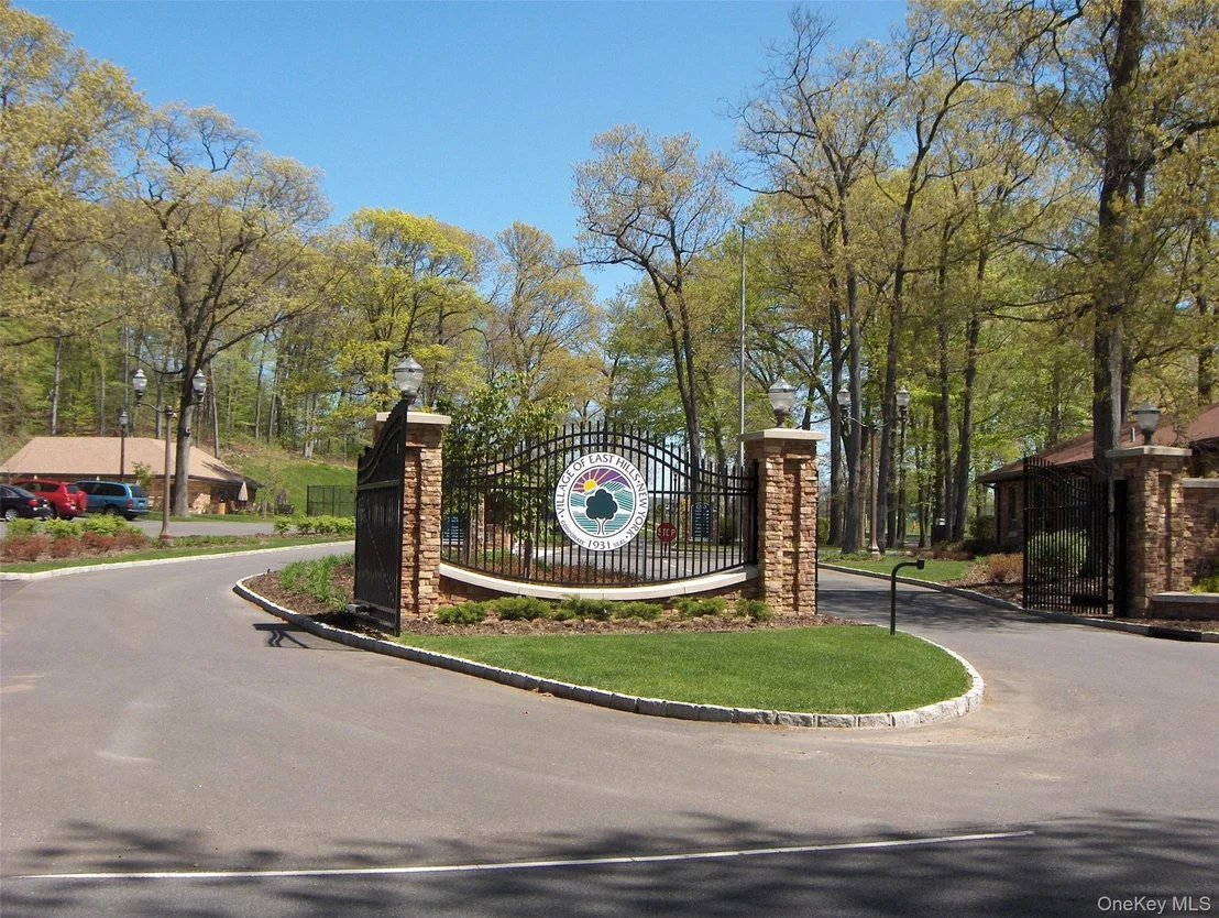 Photo of 2 Vanad Drive