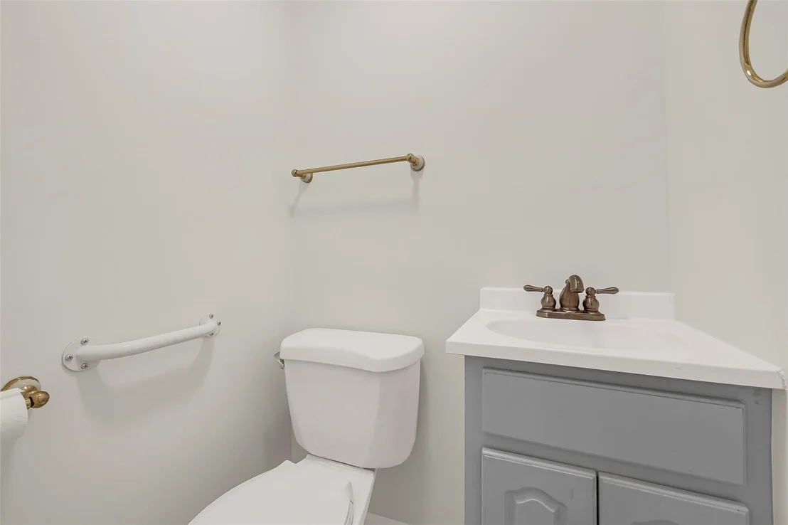 Photo of 62 Henry Avenue
