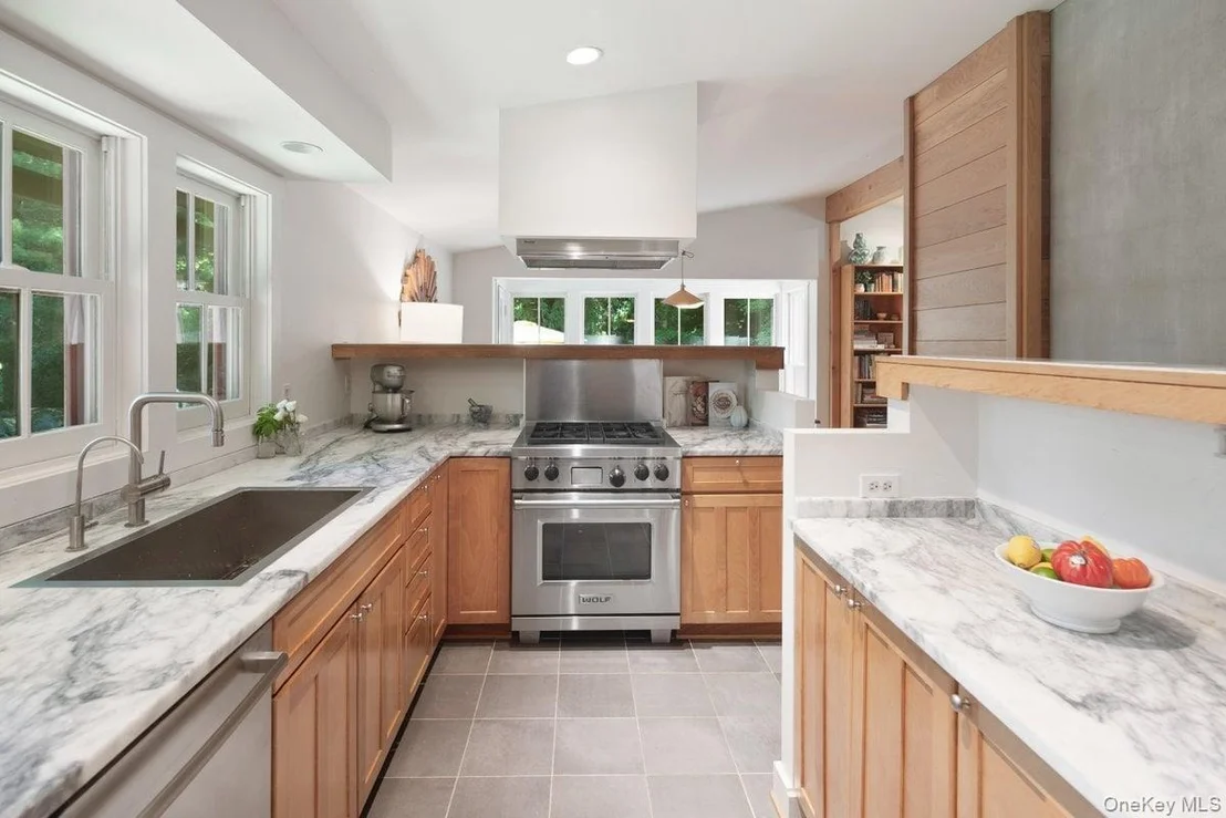 Photo of 1821 Spring Valley Road