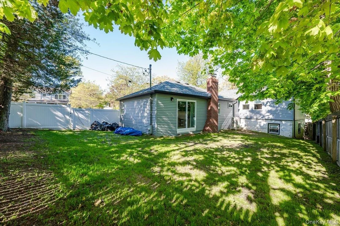 Photo of 55 Hickory Road