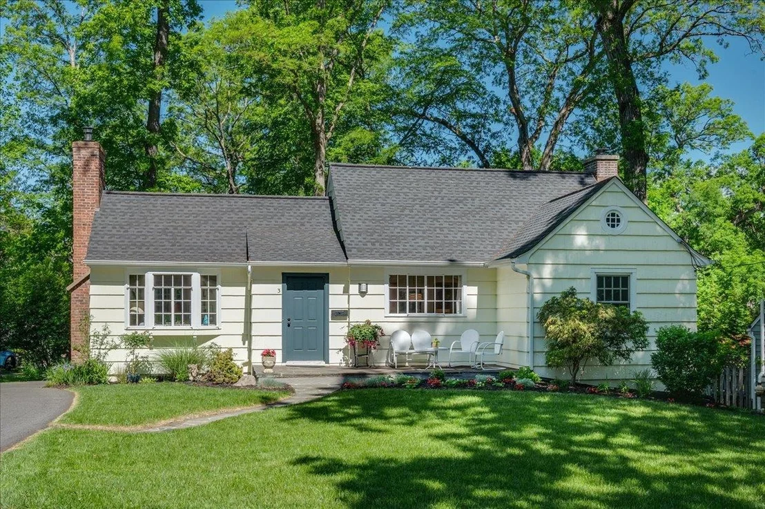 Photo of 3 Reigate Place
