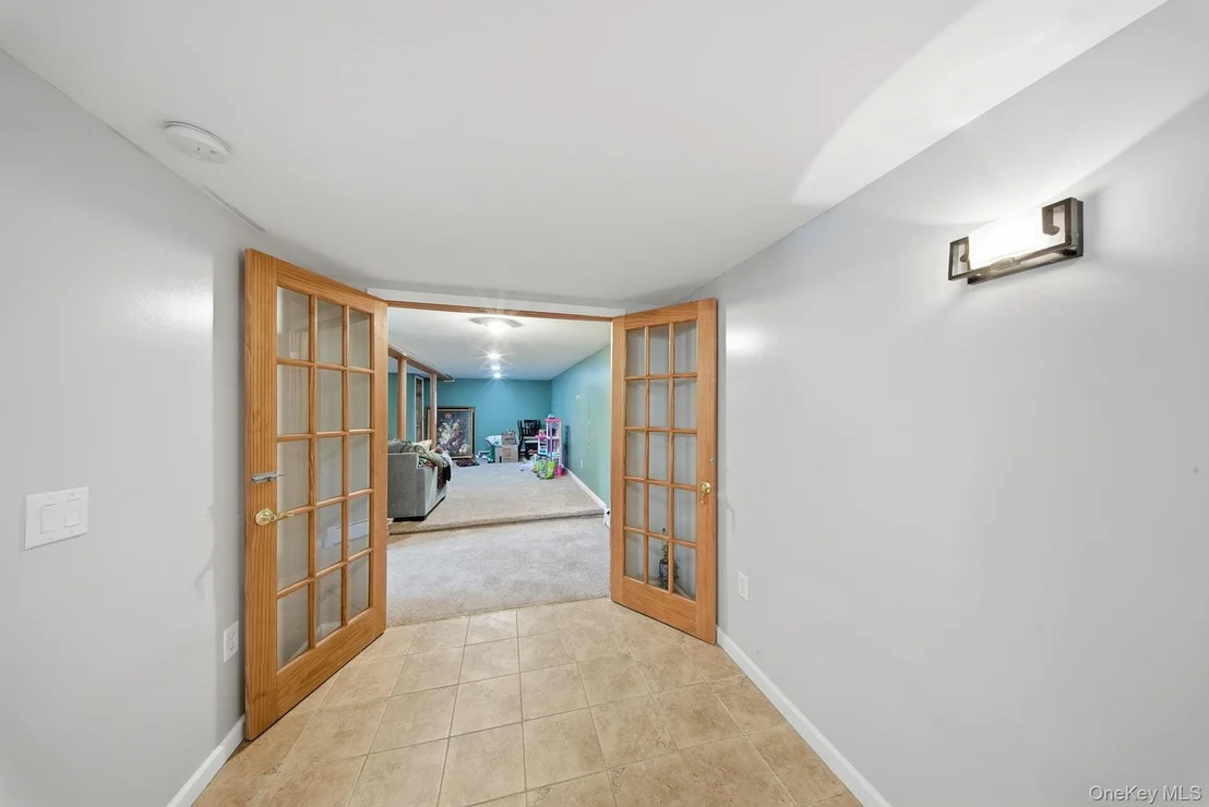 Photo of 100 Maybrook Road
