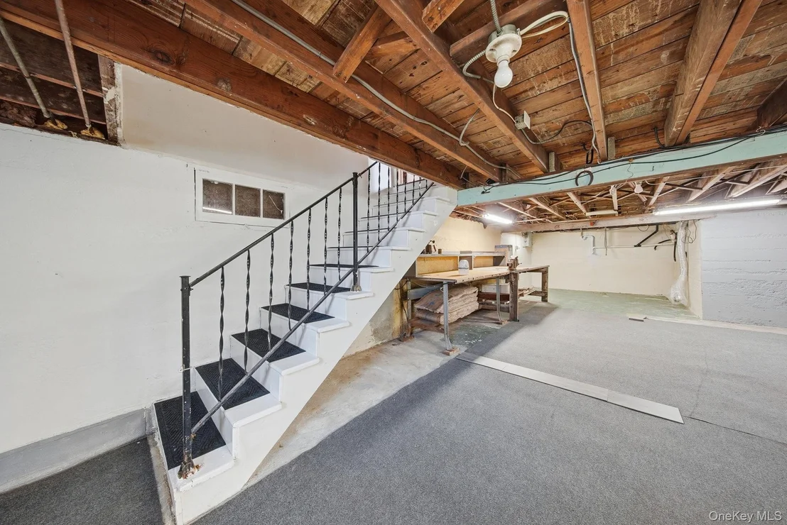 Photo of 11 5th Avenue