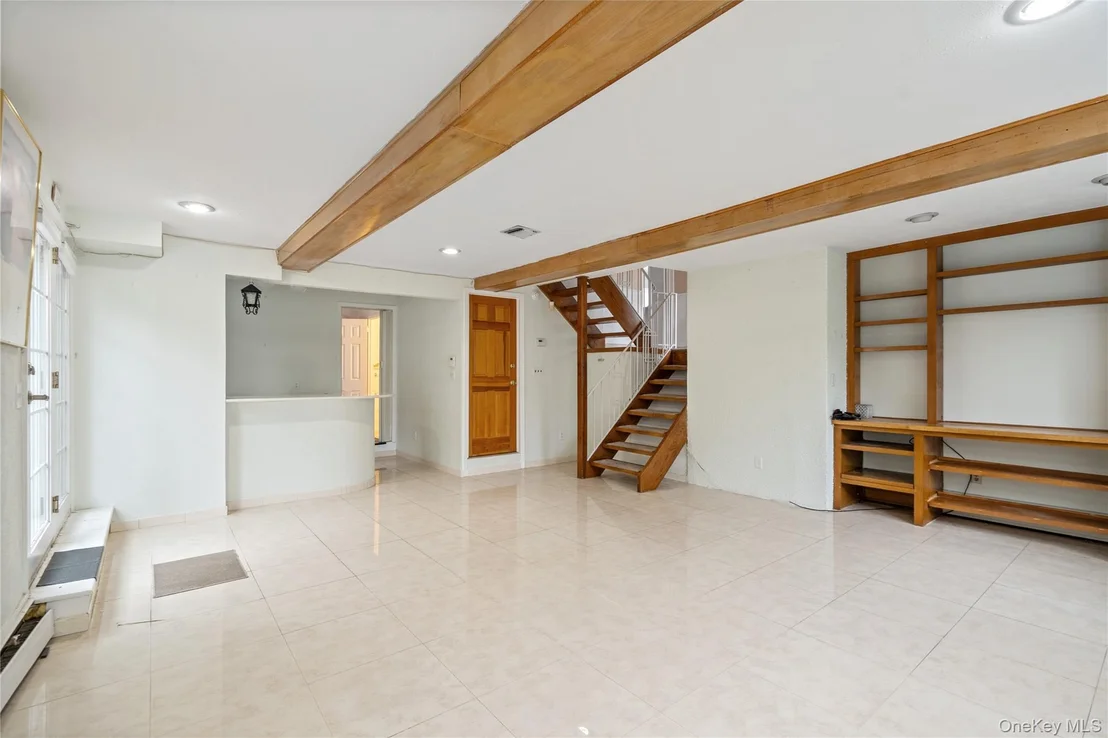 Photo of 402 Maple Street