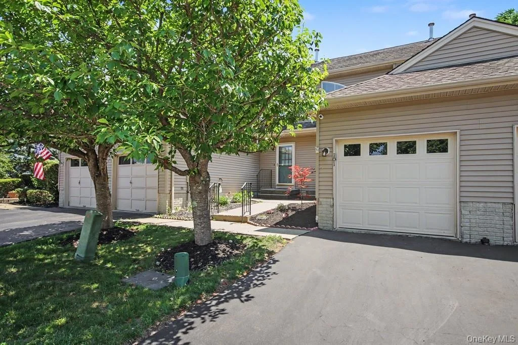 Photo of 101 Elmcrest Drive