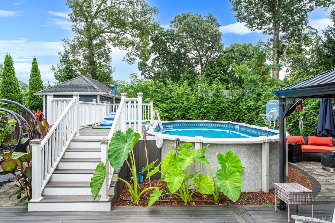 Photo of 1325 Ackerson Boulevard