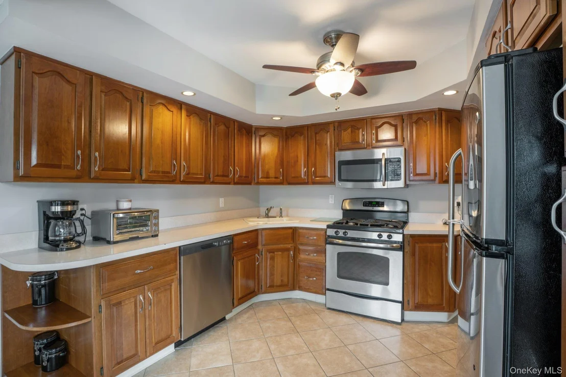 Photo of 215 Harrison Avenue