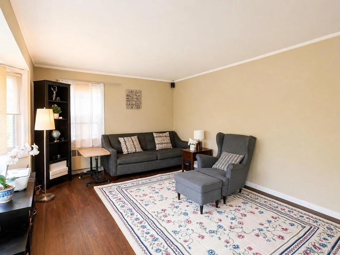 Photo of 444 Brookside Avenue