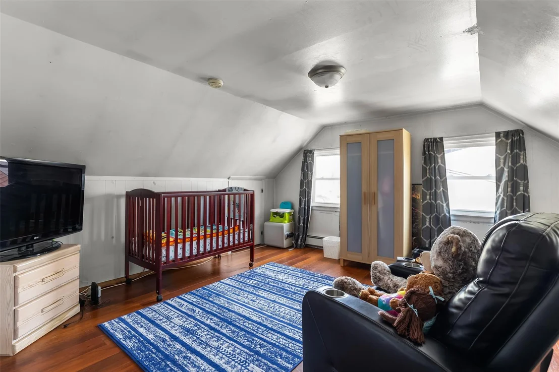 Photo of 98 Bluespruce Road