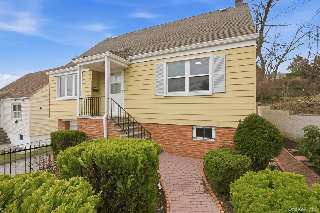 Photo of 71 Glen Road