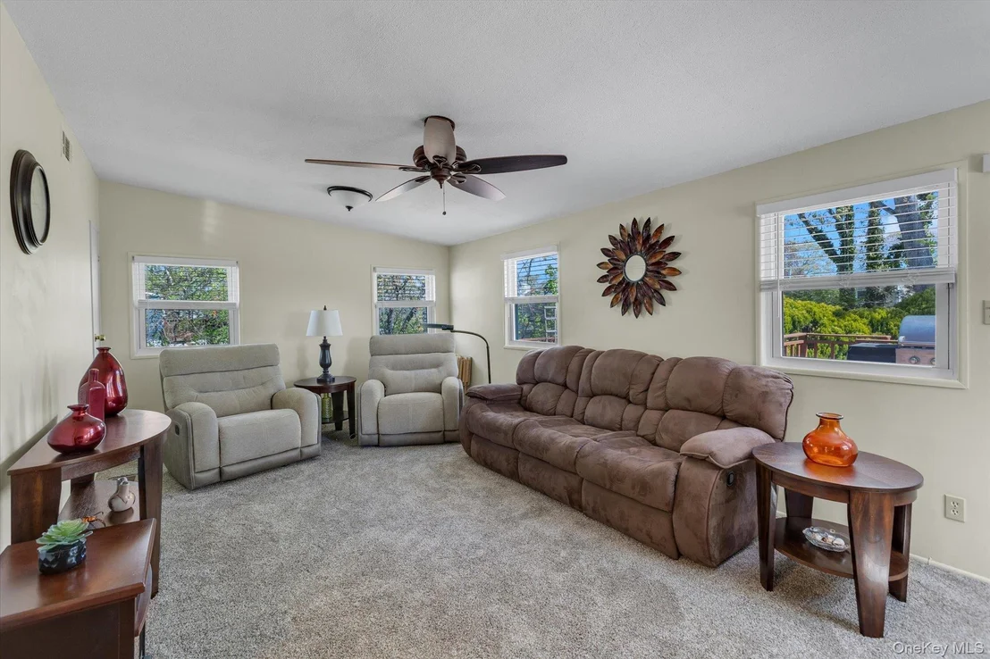 Photo of 25 Deville Drive