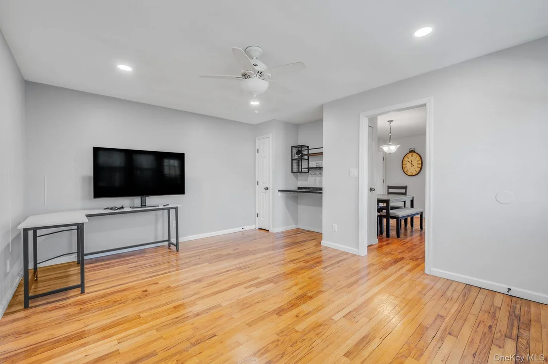 Photo of Unit 2B at 41 Arch Lane