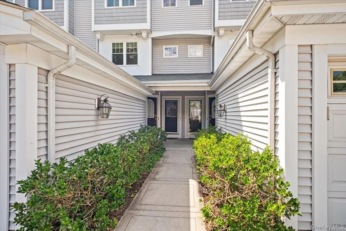 Photo of 225 Waterside Close