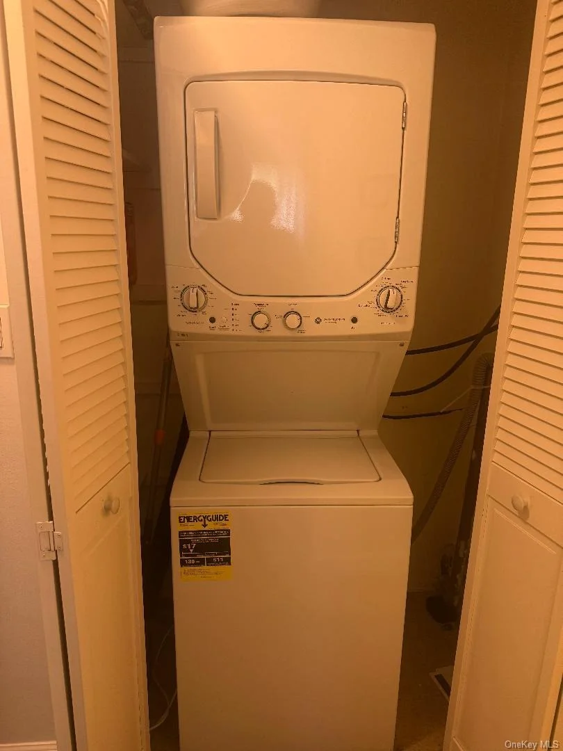 Photo of Unit D at 27 Avon Circle