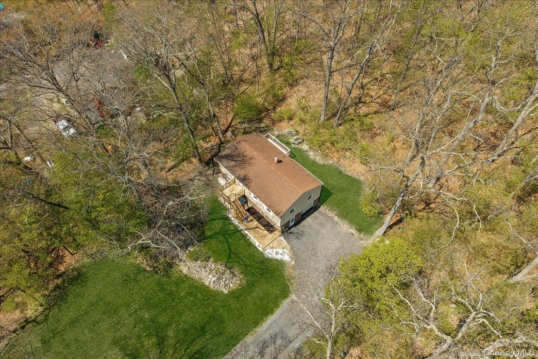 Photo of 1168 Lakes Road