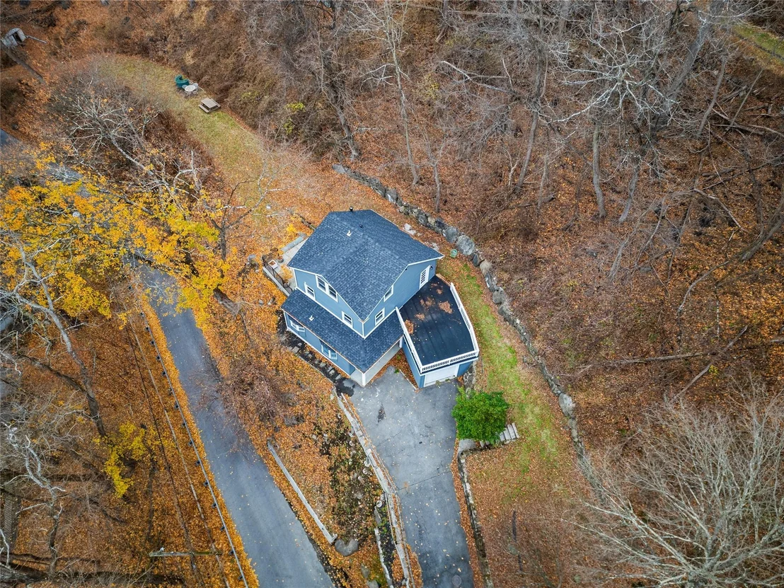 Photo of 130 Old Albany Post Road