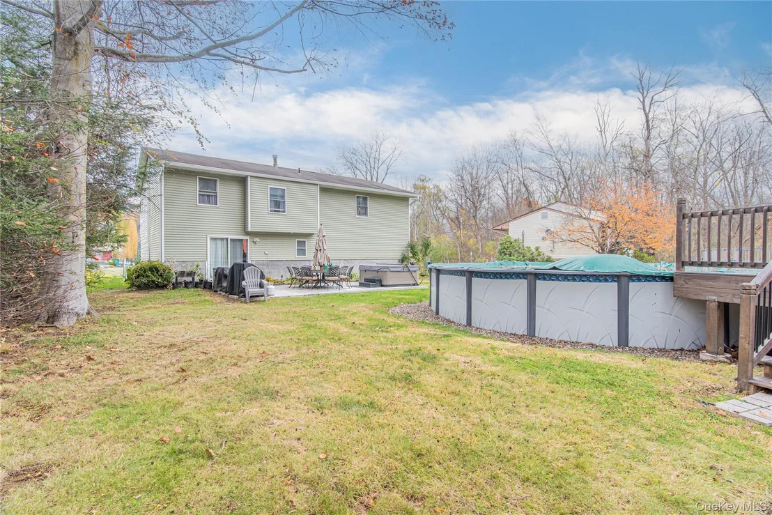 Photo of 32 Deer Run Road