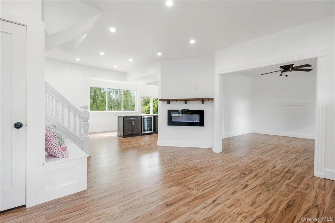 Photo of 56 Oak Beach Road