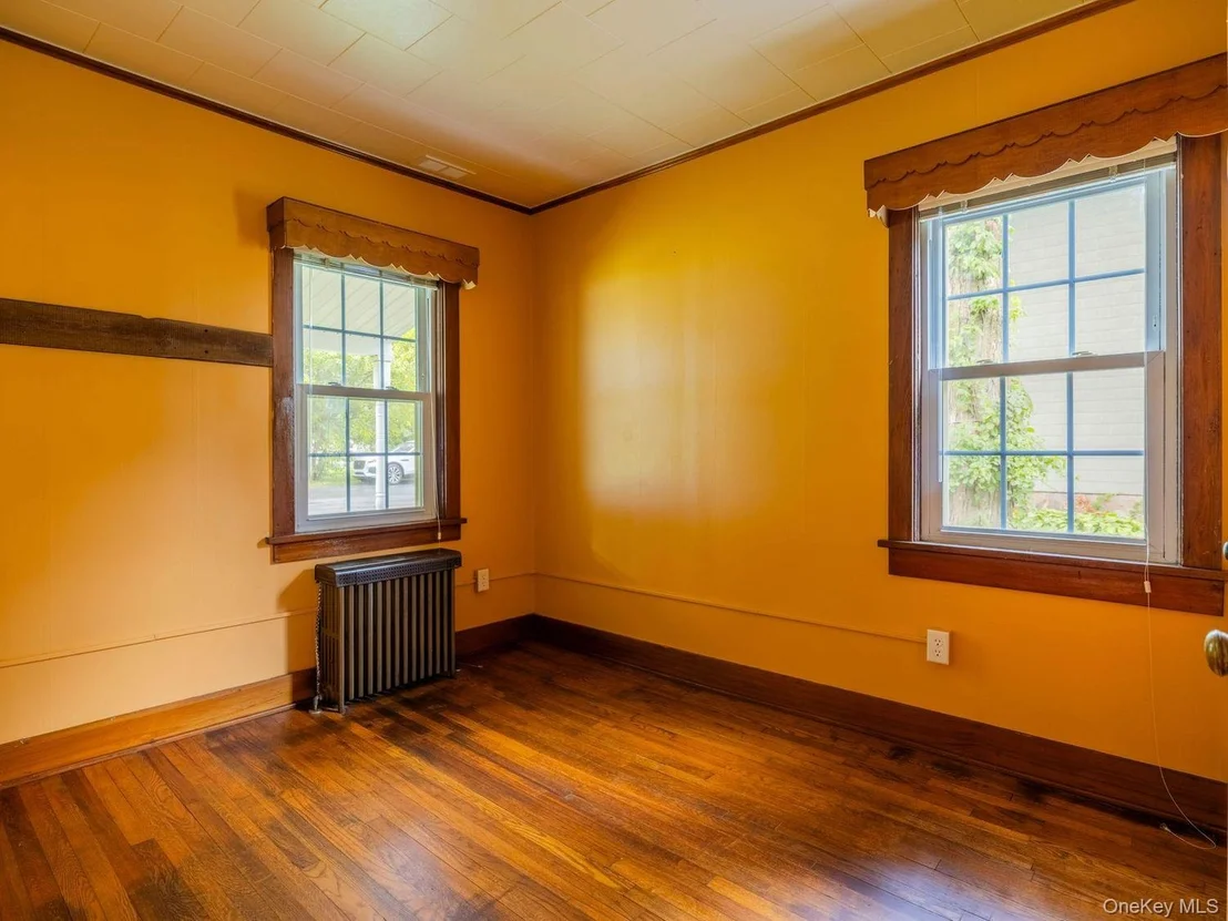 Photo of 34 Tillson Road