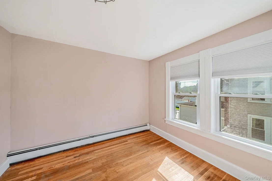 Photo of 219 North Ocean Avenue